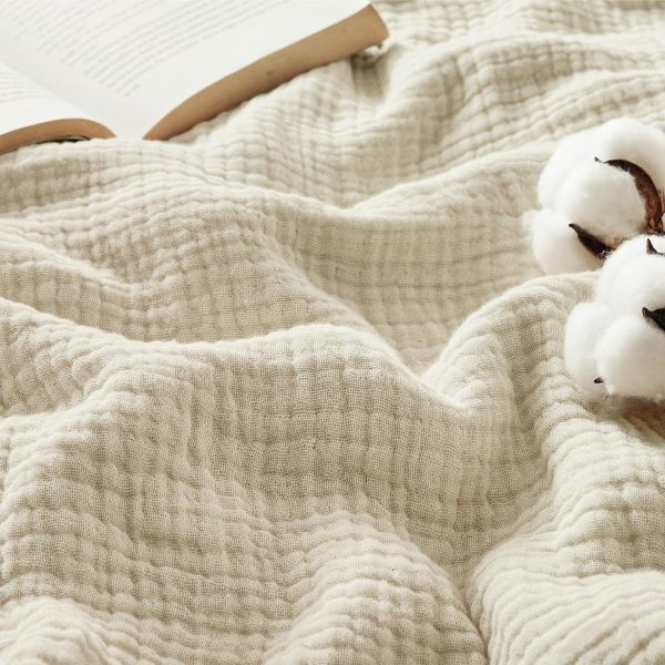 Pure cotton gauze blanket 50x70 inches, breathable and lightweight casual blanket